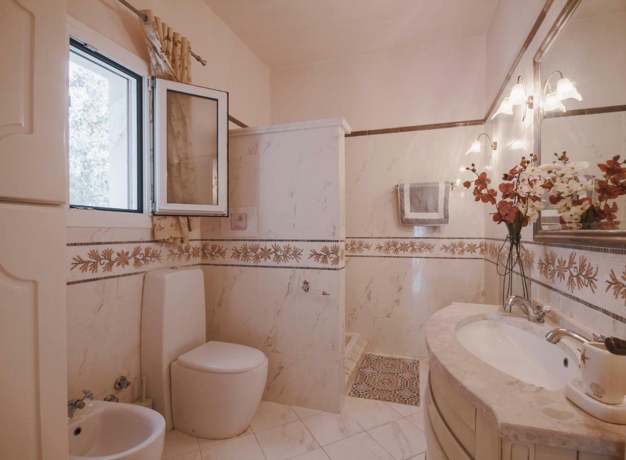 Villa Ellania Контокали Екстериор снимка